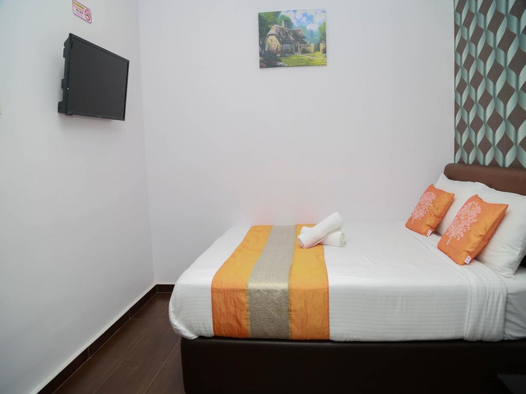 Oyo 250 Palazzo Hotel Kulai Τζόχορ Μπάχρου Εξωτερικό φωτογραφία